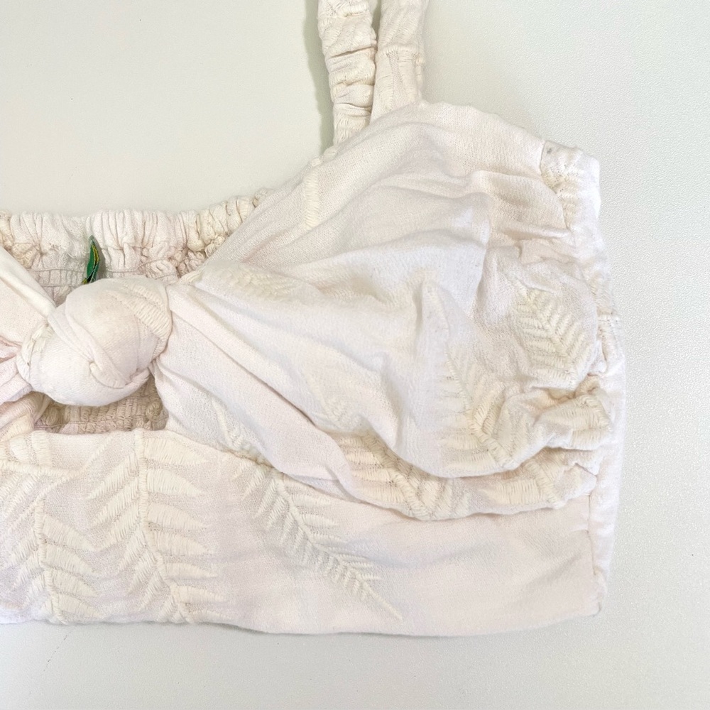 FARM Rio White Crop Top - Picture 4 of 8